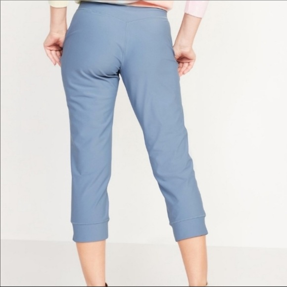 Old Navy Capri Joggers - Picture 2 of 2